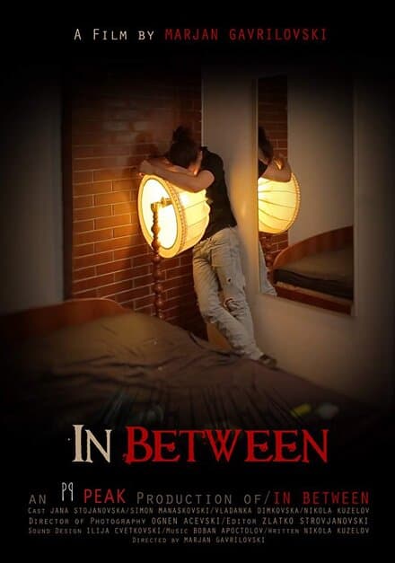 Постер к фильму In Between 